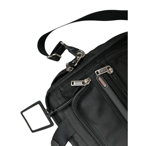 Tumi Deluxe Expandable Shoulder Bag Briefcase Nylon Black 15" - Picture 10 of 12